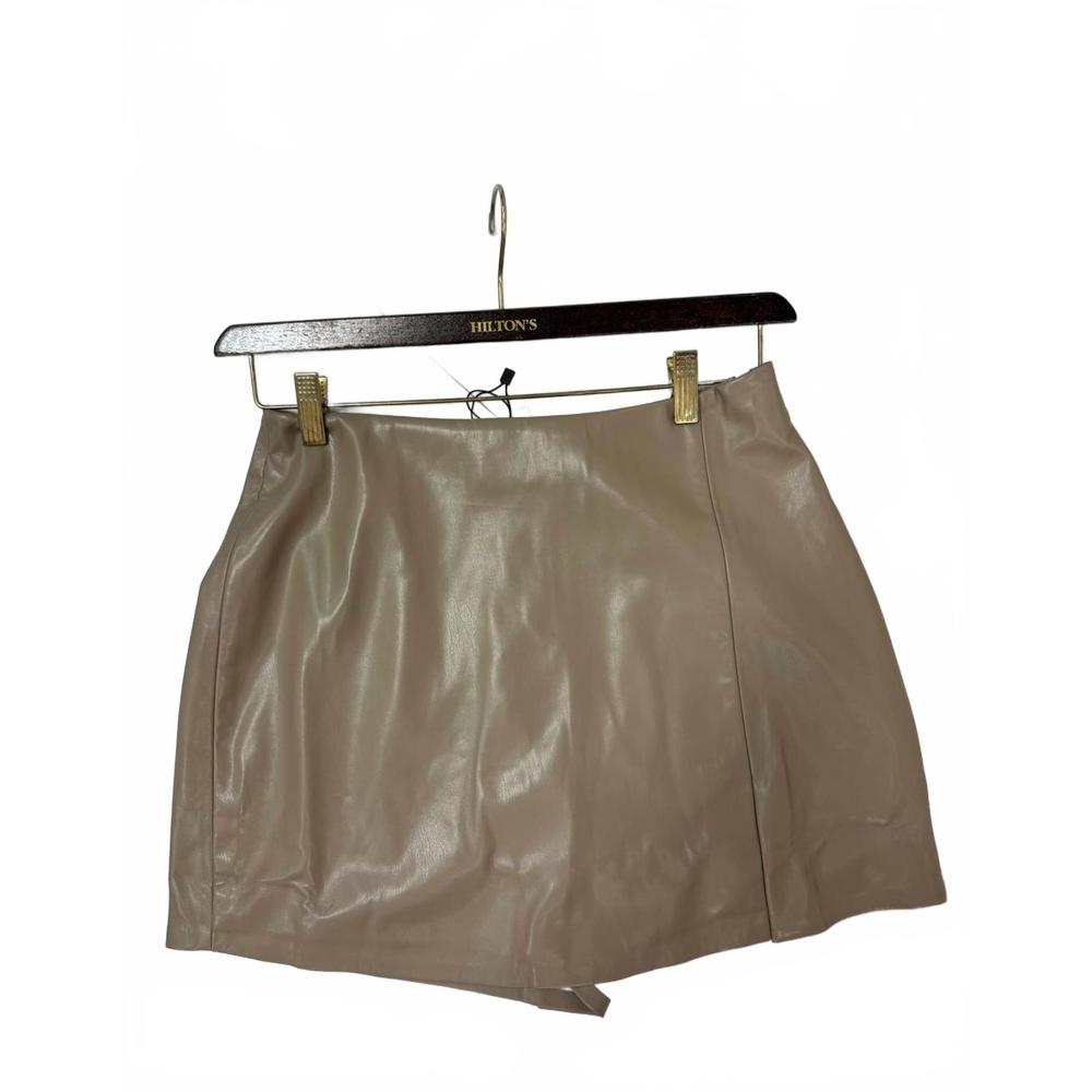 NEW SUNDAYS women's marina skort in mushroom